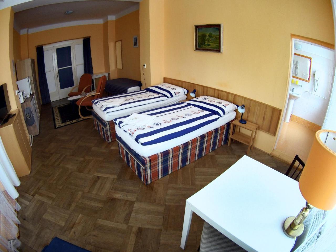 Penzion Moravia Olomouc Luaran gambar